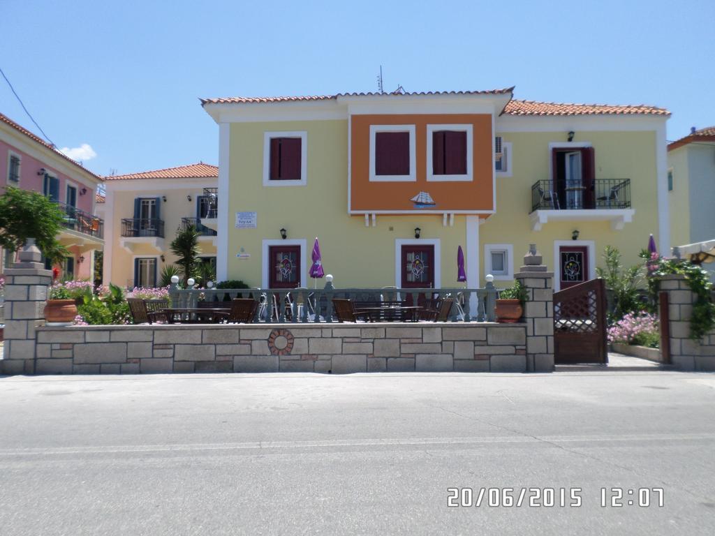 Apartment Toula Петра Екстериор снимка