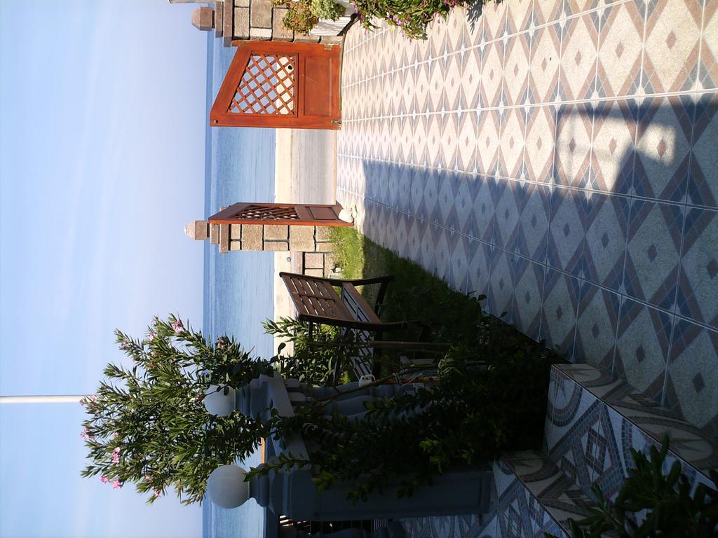 Apartment Toula Петра Екстериор снимка